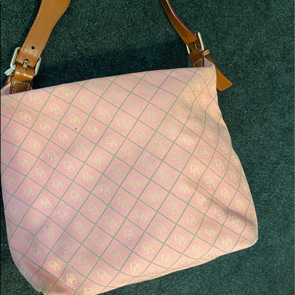 Dooney & Bourke purse